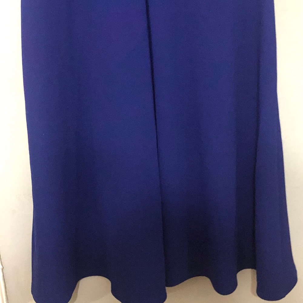 DKNY dress with beautiful hem detailing - Picture 4 of 5